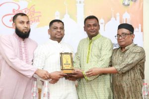 দৈনিক আমাদের সংবাদের উদ্যোগে ইফতার মাহফিল ও দোয়া অনুষ্ঠান